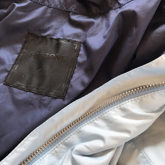 Pantone Windbreaker - Picture 4 of 5